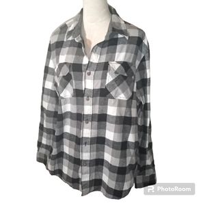 Weatherproof Vintage Buffalo  Woman's Button Down Flannel  Size L
